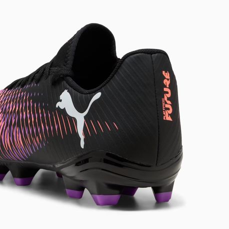 CHUTEIRA FUTURE PLAY 8 CAMPO 108141 01-PUMA BLACK/PUMA WHITE-GLOWING RED 39