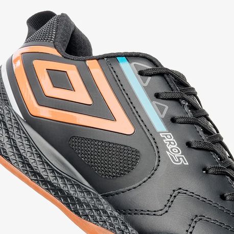 CHUTEIRA PRO 5 BUMP IN U01FB041 163-PRETO/LARANJA/AZUL 39