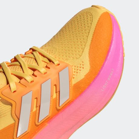 TENIS ULTRABOOST 5 W ID8841 SPARK / ZERO METALIC / SPARK 34
