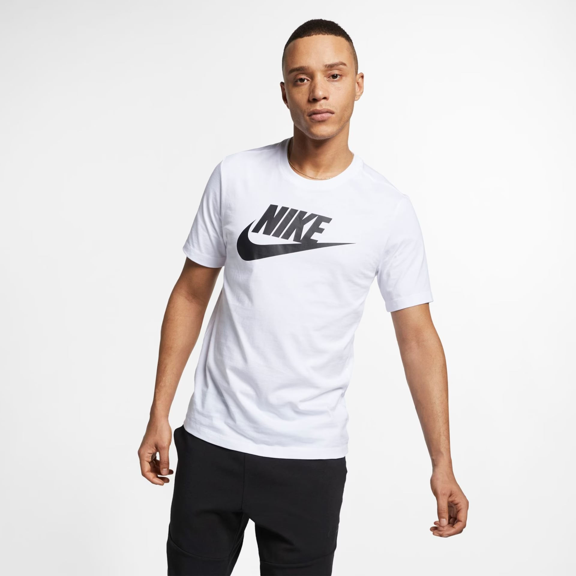 CAMISETA MANGA CURTA M NSW TEE ICON FUTURA AR5004-101 101-WHITE(BLK) P