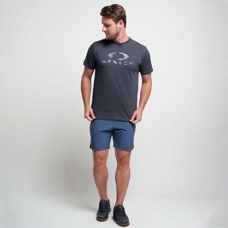 CAMISETA MASC MOD OAKLEY CAMO SS TEE FOA400375 JET BLK HEATHER GG